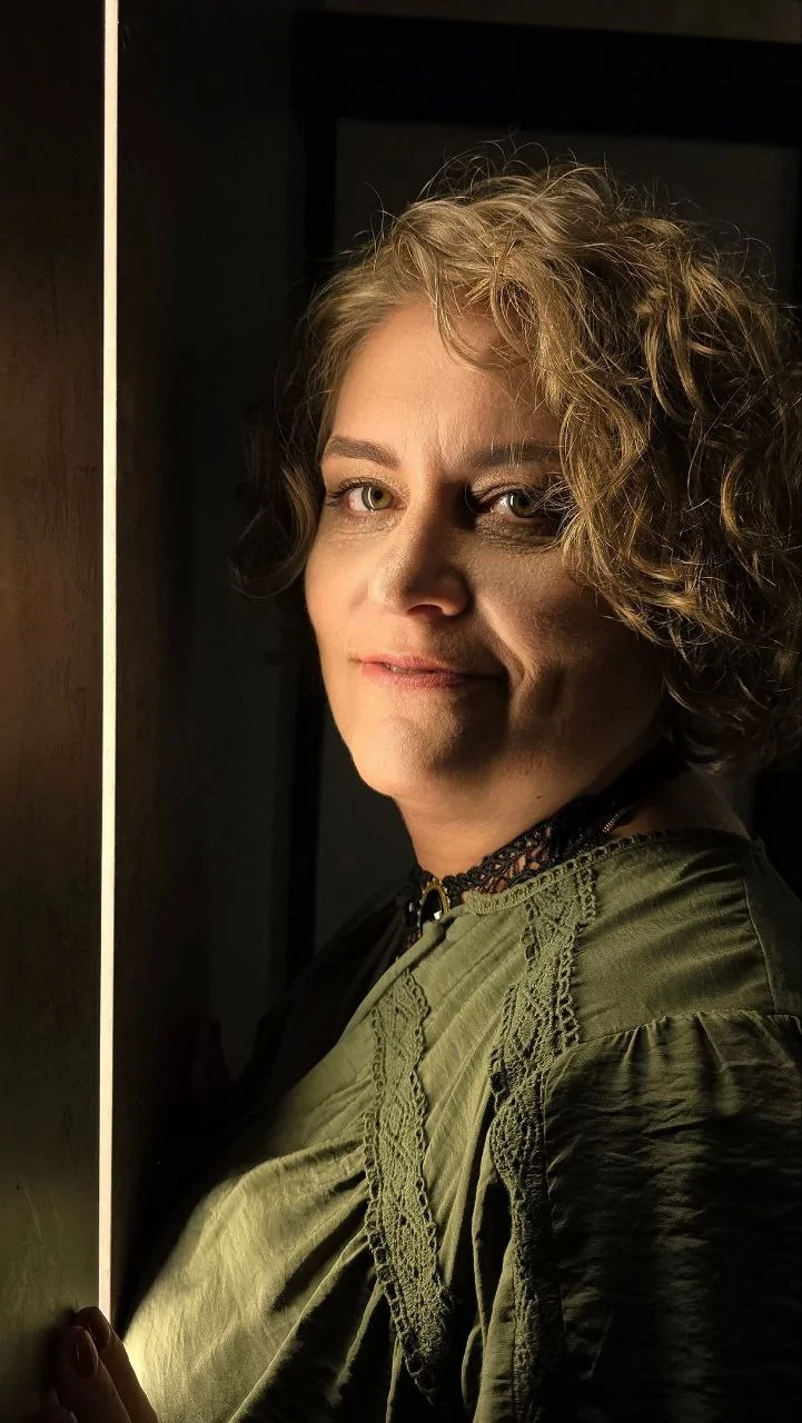 Почни знайомство тут