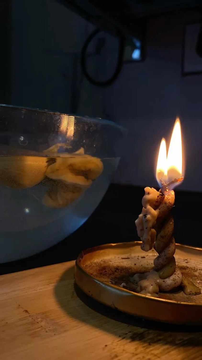 Катерина Светлая Відьма/колдун